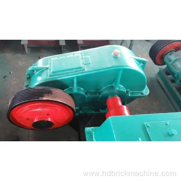 2016 New Design Automatic Solid Brick Making Machine